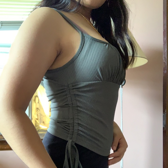 Woman’s Tank top - Picture 2 of 3